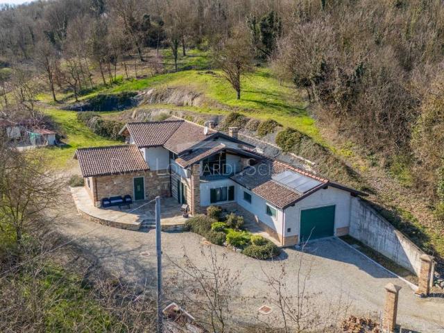 Villa Indipendente in vendita a Piemonte, Alessandria