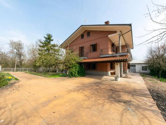 Villa Indipendente in vendita a Piemonte, Alessandria