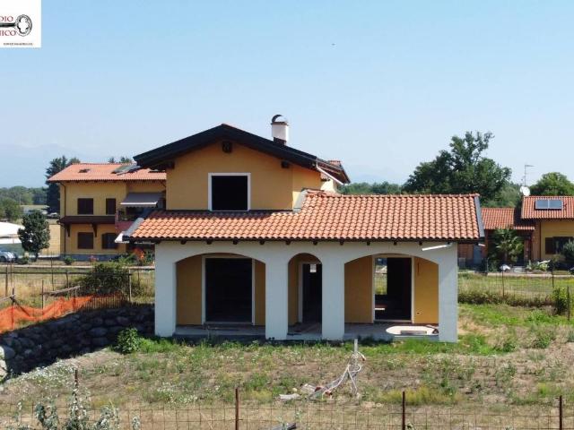 Villa Indipendente in vendita a Piemonte, Biella