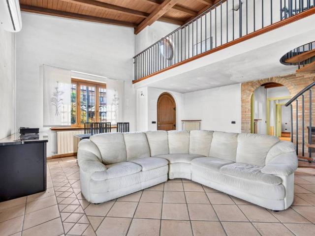 Villa Indipendente in vendita a Cantalupo, Cerro Maggiore