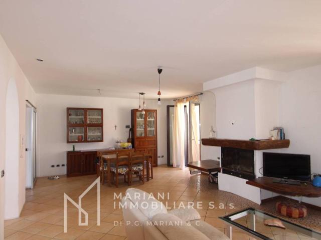 Villa Indipendente in vendita a Cerro Maggiore, Milano