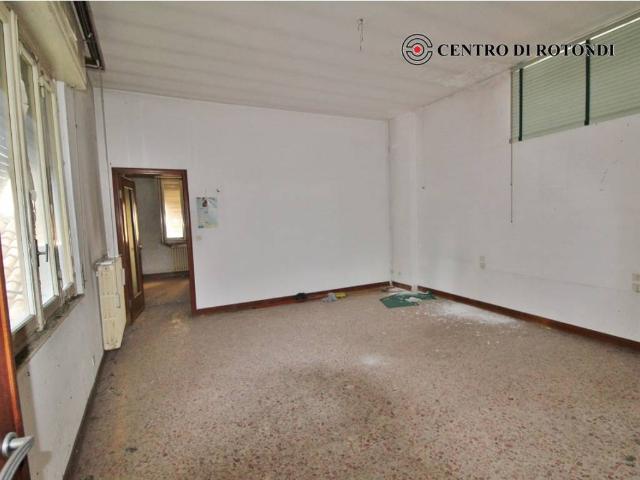 Villa Indipendente in vendita a Cerro Maggiore, Lombardia