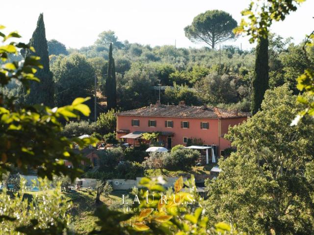 Villa Indipendente in vendita a Unione dei Comuni Circondario dell'Empolese Valdelsa, Lucardo