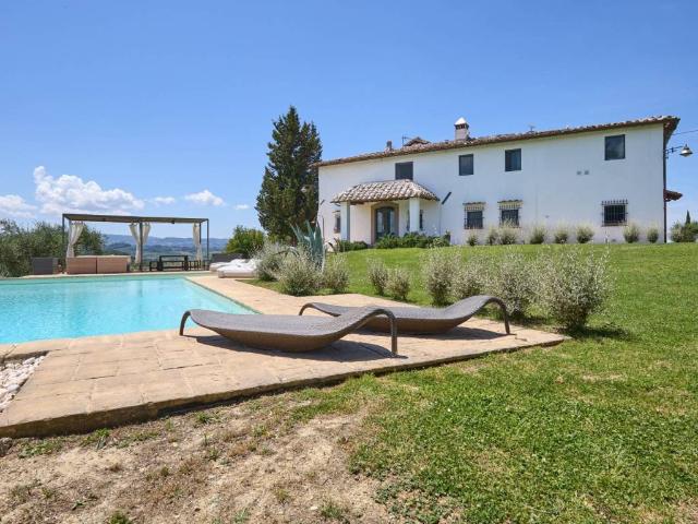 Villa Indipendente in vendita a Unione dei Comuni Circondario dell'Empolese Valdelsa, Lucardo