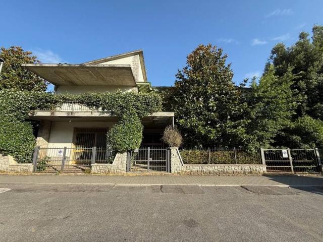 Villa Indipendente in vendita a Unione dei Comuni Circondario dell'Empolese Valdelsa, Lucardo