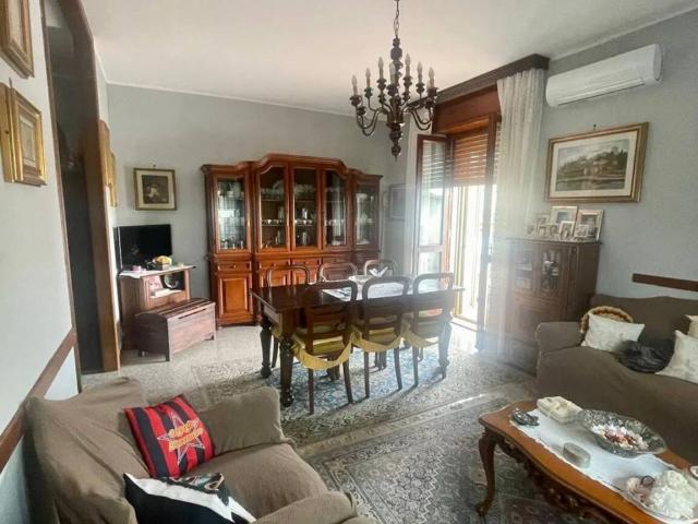 Villa Indipendente in vendita a Torre del Mangano, Certosa Di Pavia