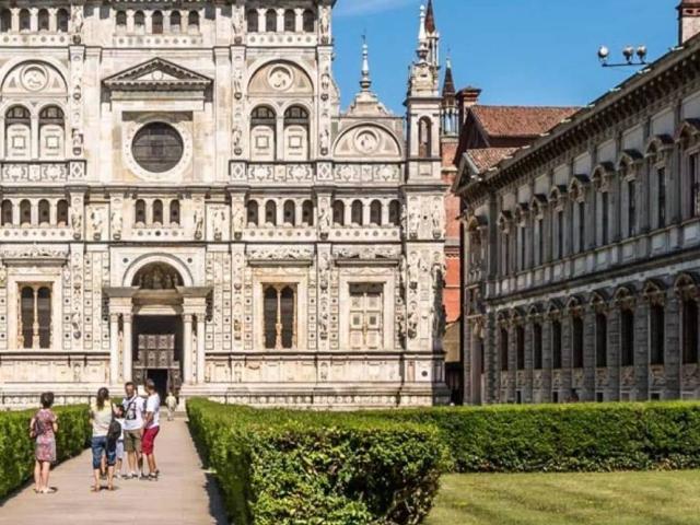 Villa Indipendente in vendita a Torre del Mangano, Certosa Di Pavia