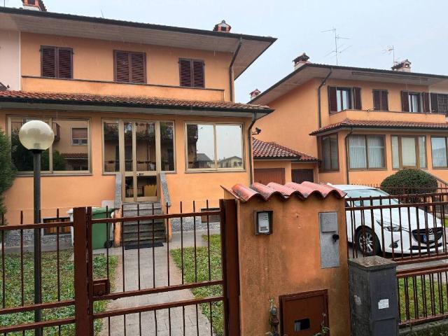 Villa Indipendente in vendita a Torre del Mangano, Certosa Di Pavia