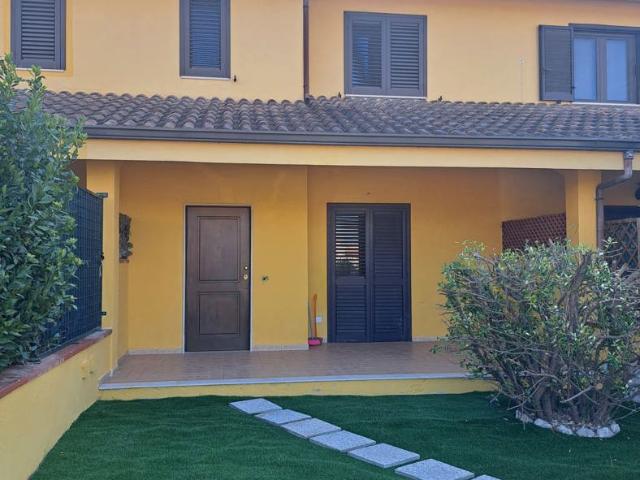 Villa Indipendente in vendita a Le Pastenelle, Cervaro