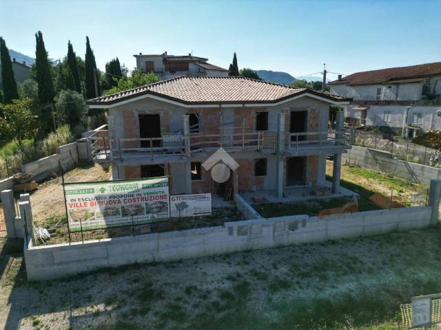 Villa Indipendente in vendita a Le Pastenelle, Cervaro