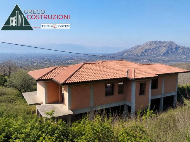 Villa Indipendente in vendita a Cervaro, Lazio