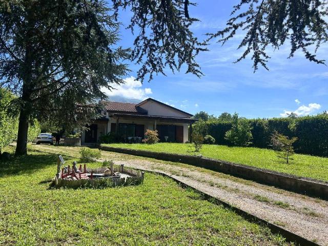 Villa Indipendente in vendita a Le Pastenelle, Cervaro