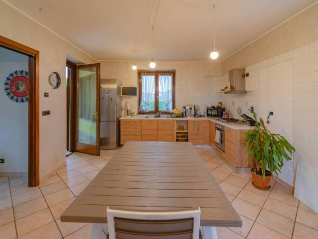 Villa Indipendente in vendita a Piemonte, Cuneo