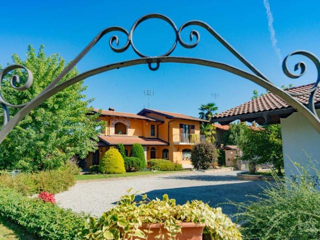 Villa Indipendente in vendita a Piemonte, Cuneo