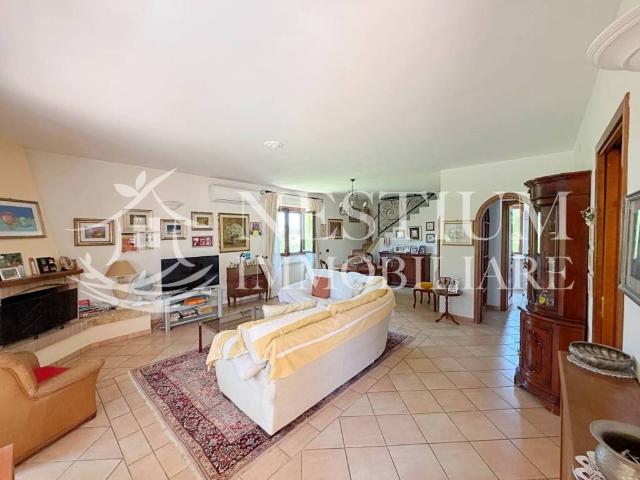 Villa Indipendente in vendita a Poggio Aurelio, Roma Capitale