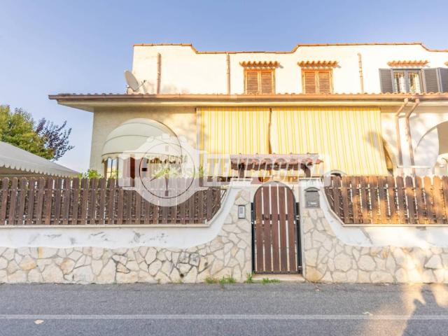 Villa Indipendente in vendita a Cerenova Costantica, Roma Capitale