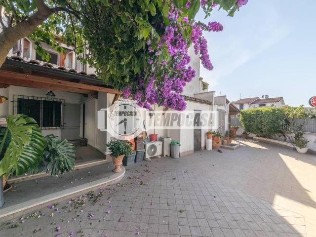 Villa Indipendente in vendita a Cerenova Costantica, Roma Capitale