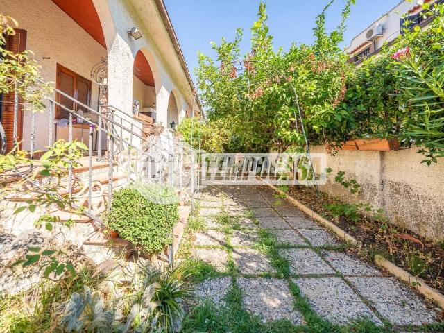 Villa Indipendente in vendita a Cerenova Costantica, Roma Capitale
