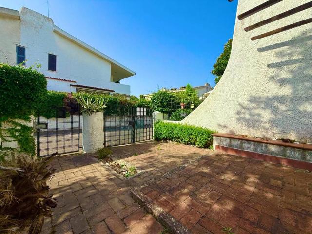 Villa Indipendente in vendita a Cerenova Costantica, Roma Capitale