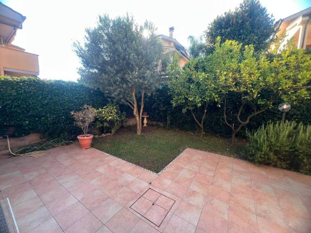 Villa Indipendente in vendita a Roma Capitale, Lazio