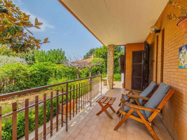 Villa Indipendente in vendita a Roma Capitale, Lazio