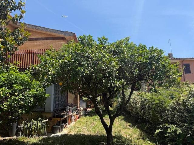 Villa Indipendente in vendita a Roma Capitale, Lazio