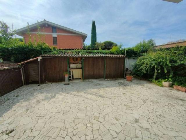 Villa Indipendente in vendita a Campo di Mare, Cerveteri