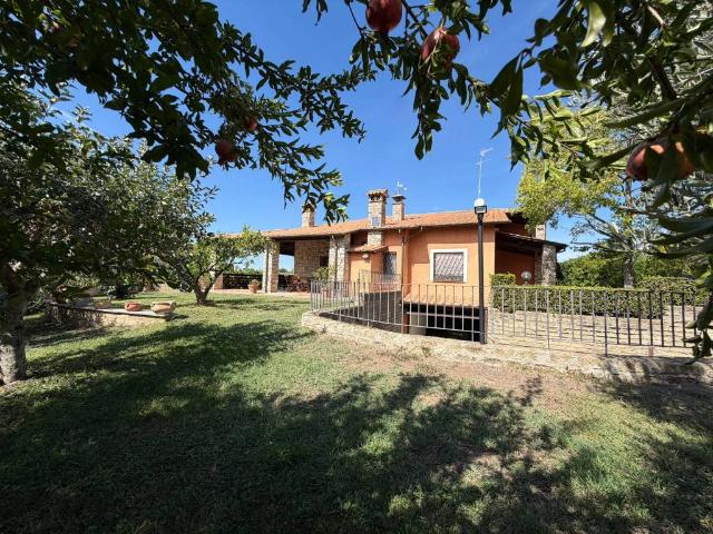 Villa Indipendente in vendita a Vigna della Casa, Roma Capitale