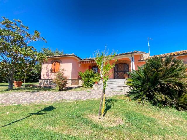 Villa Indipendente in vendita a Vigna della Casa, Roma Capitale