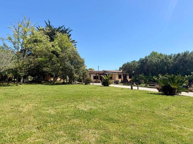 Villa Indipendente in vendita a Roma Capitale, Lazio