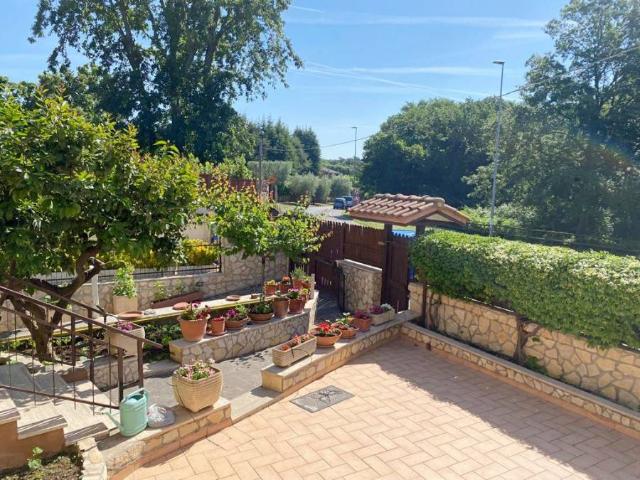 Villa Indipendente in vendita a Roma Capitale, Lazio