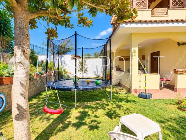 Villa Indipendente in vendita a Valcanneto, Cerveteri