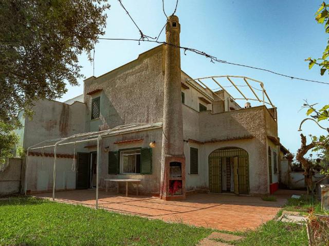 Villa Indipendente in vendita a Cerenova Costantica, Roma Capitale