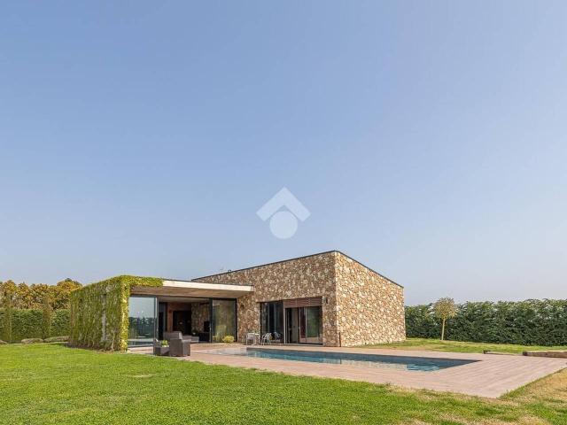 Villa Indipendente in vendita a Castiglione di Cervia, Cervia