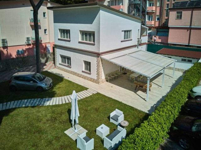 Villa Indipendente in vendita a Castiglione di Cervia, Cervia