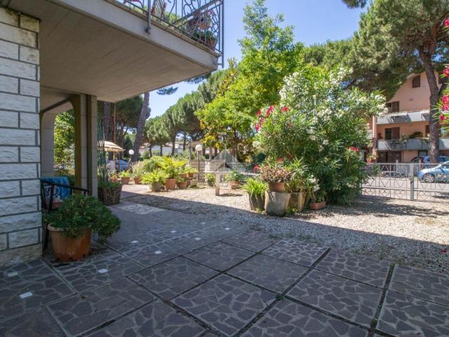 Villa Indipendente in vendita a Cervia, Reggio Emilia