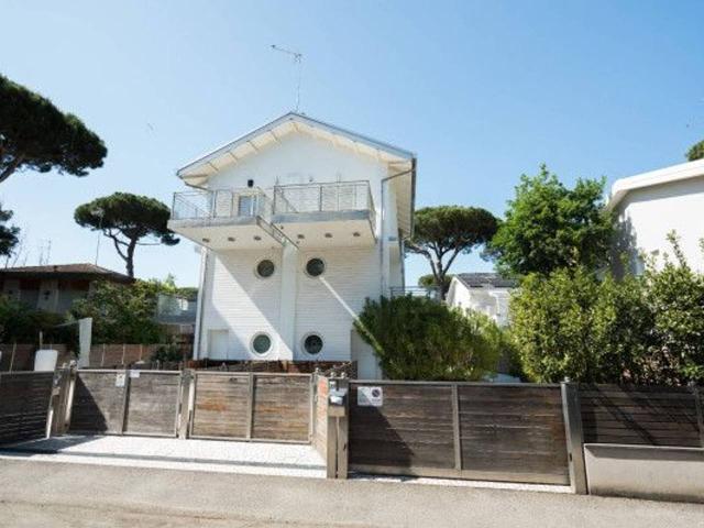 Villa Indipendente in vendita a Castiglione di Cervia, Cervia