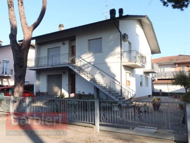 Villa Indipendente in vendita a Cervia, Reggio Emilia