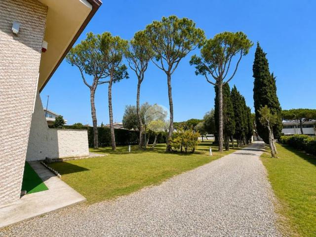 Villa Indipendente in vendita a Cervia, Reggio Emilia