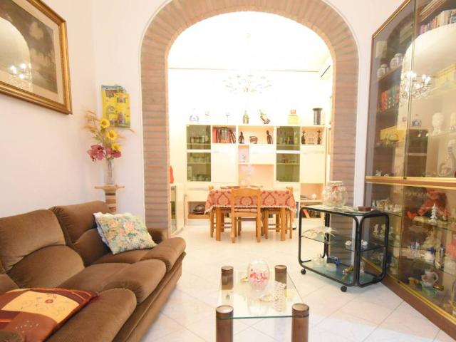 Villa Indipendente in vendita a Ravenna, Reggio Emilia