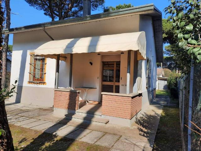 Villa Indipendente in vendita a Milano Marittima, Cervia