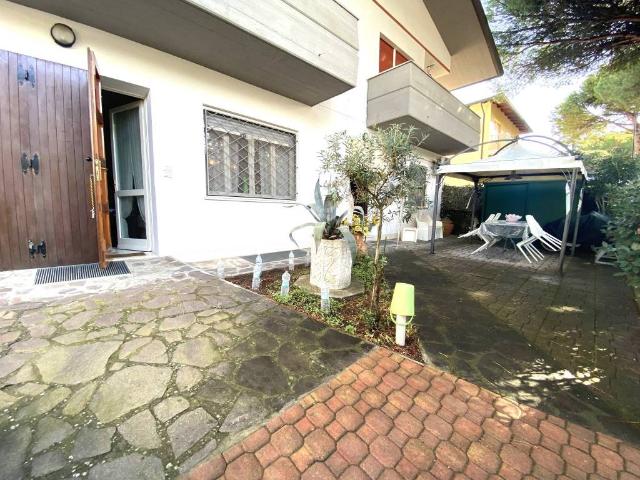 Villa Indipendente in vendita a Milano Marittima, Cervia