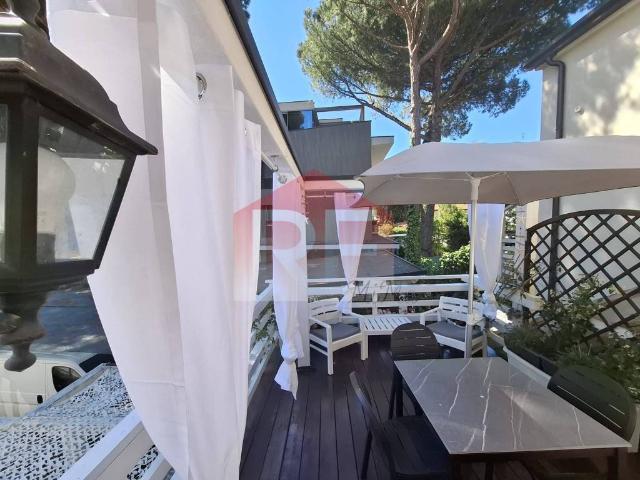 Villa Indipendente in vendita a Milano Marittima, Cervia
