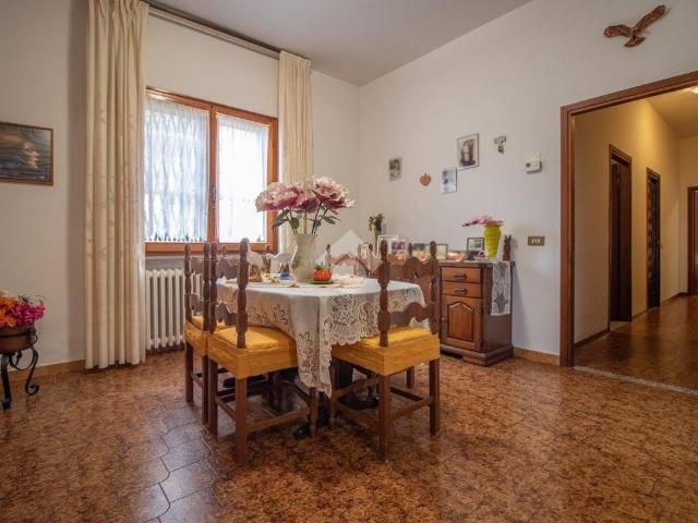 Villa Indipendente in vendita a Cervia, Reggio Emilia
