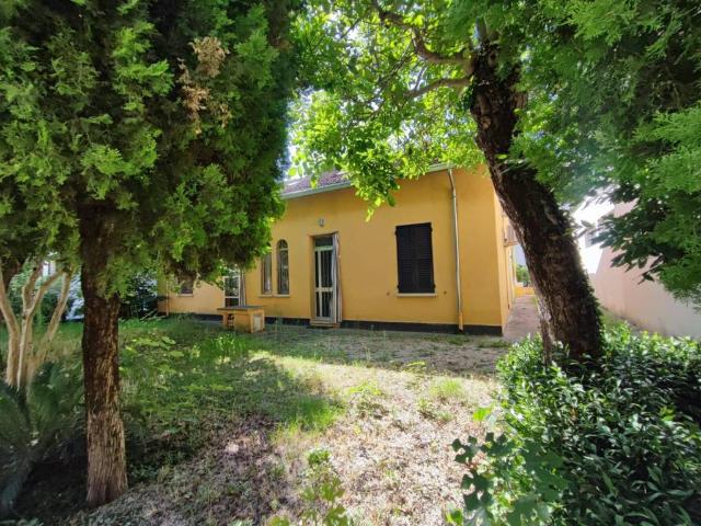 Villa Indipendente in vendita a Milano Marittima, Cervia