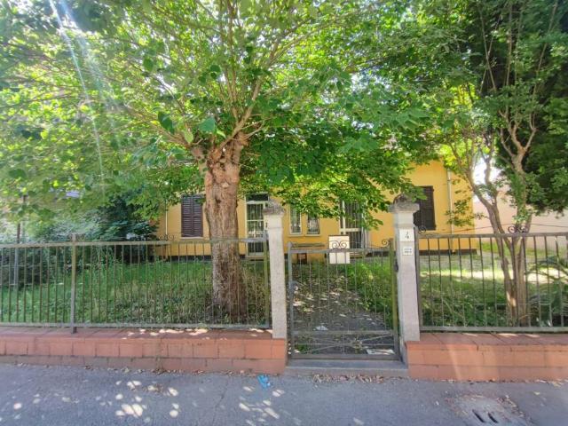 Villa Indipendente in vendita a Milano Marittima, Cervia