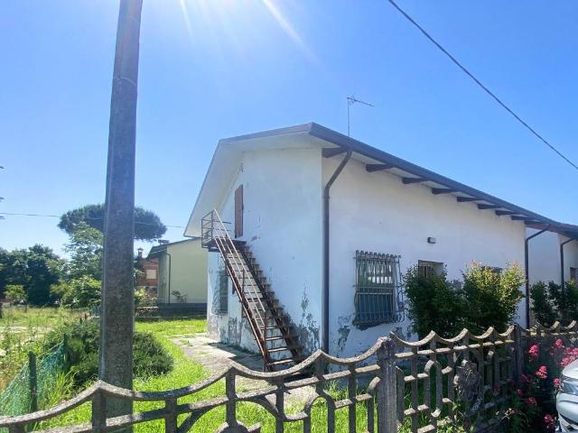 Villa Indipendente in vendita a Cervia, Reggio Emilia