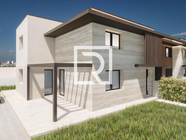 Villa Indipendente in vendita a Cervia, Reggio Emilia