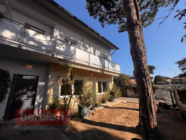 Villa Indipendente in vendita a Cervia, Reggio Emilia