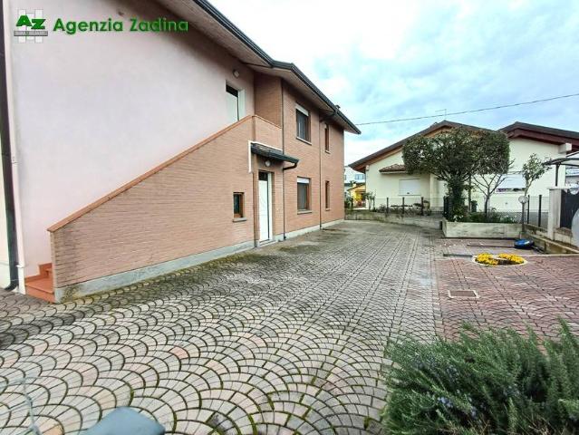 Villa Indipendente in vendita a Cervia, Reggio Emilia